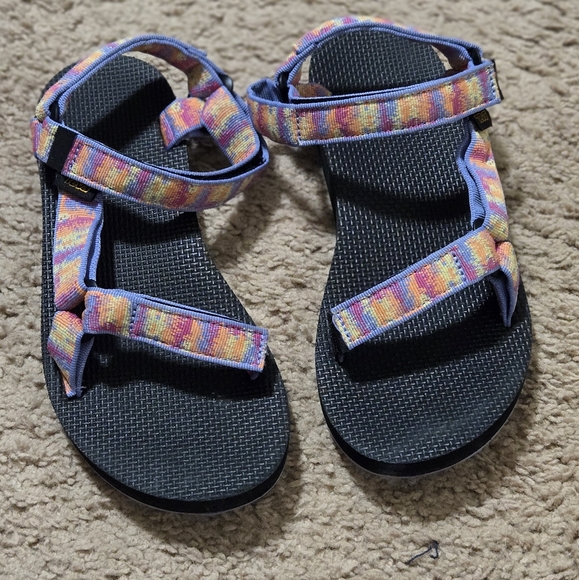 Teva Women's Original Universal Sandal, Iridescence Tangerine Multi, 9 - Picture 3 of 6